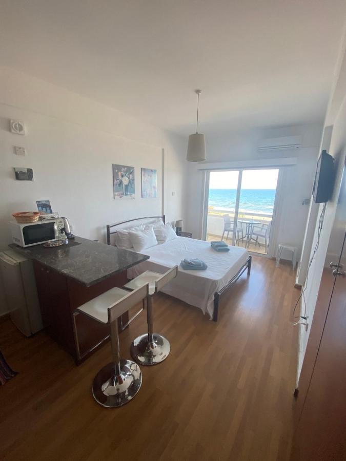 Alex Beach Apartment 33 Larnaca Zewnętrze zdjęcie