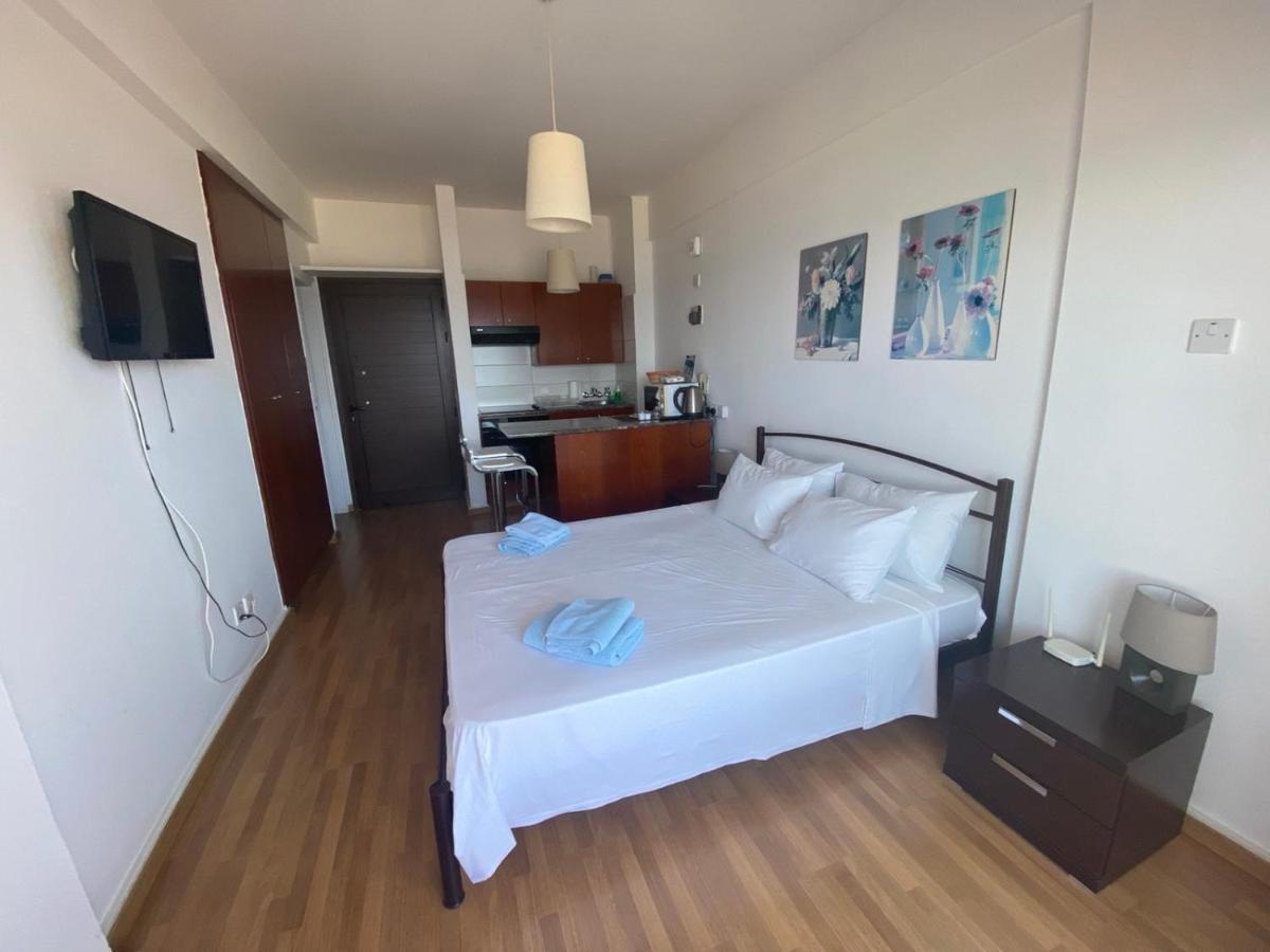 Alex Beach Apartment 33 Larnaca Zewnętrze zdjęcie