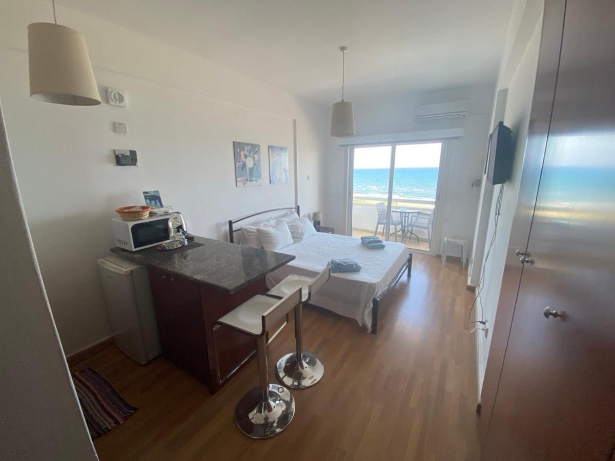 Alex Beach Apartment 33 Larnaca Zewnętrze zdjęcie